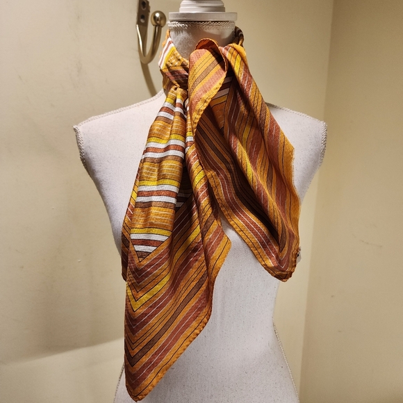 Oscar de la Renta 100% Silk Striped Neck Scarf 30" x 30" - Picture 9 of 12